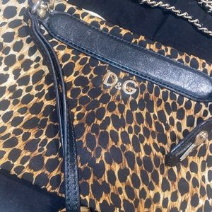 Dolce & Gabanna Leopard Crossbody 🖤